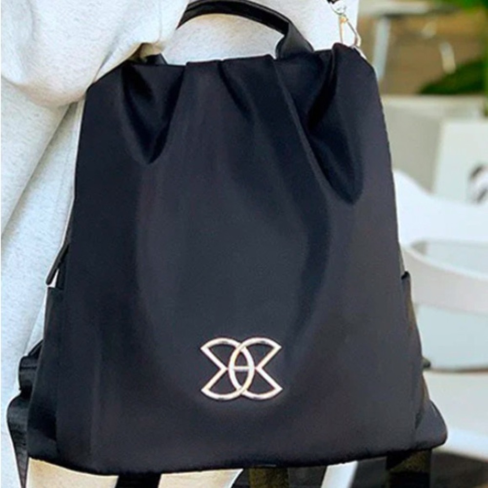 Anti-theft backpack tote